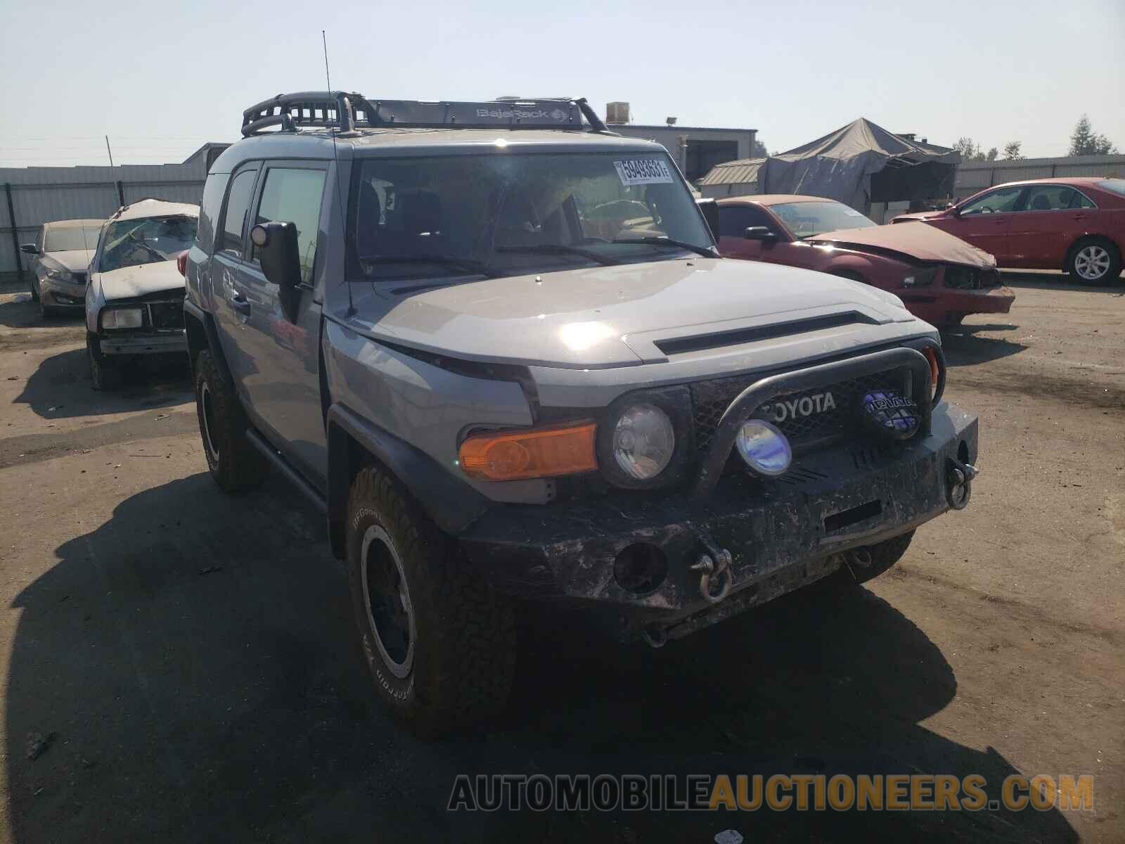 JTEBU4BF9DK167968 TOYOTA FJ CRUISER 2013