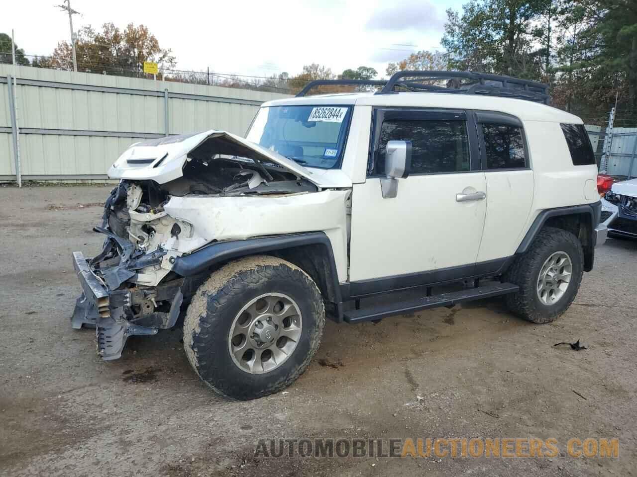 JTEBU4BFXCK126084 TOYOTA FJ CRUISER 2012