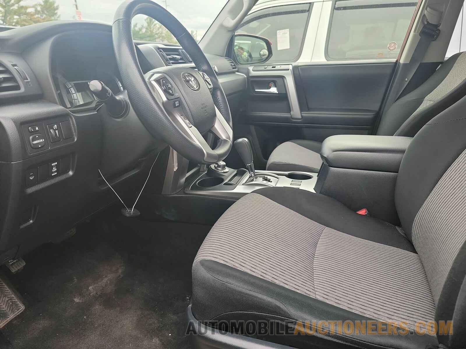 JTEBU5JR0J5546062 Toyota 4Runner 2018