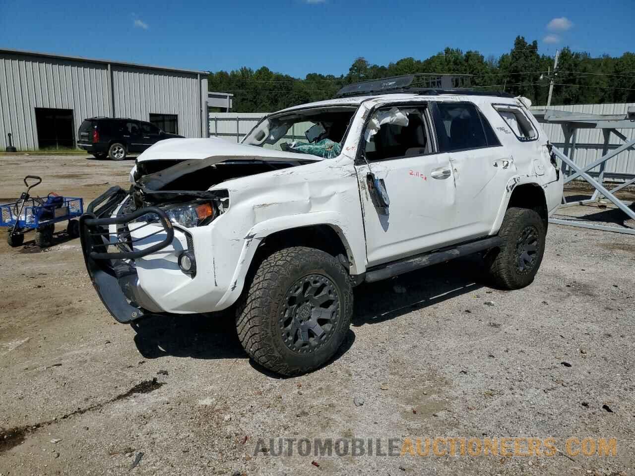 JTEBU5JR0K5728135 TOYOTA 4RUNNER 2019