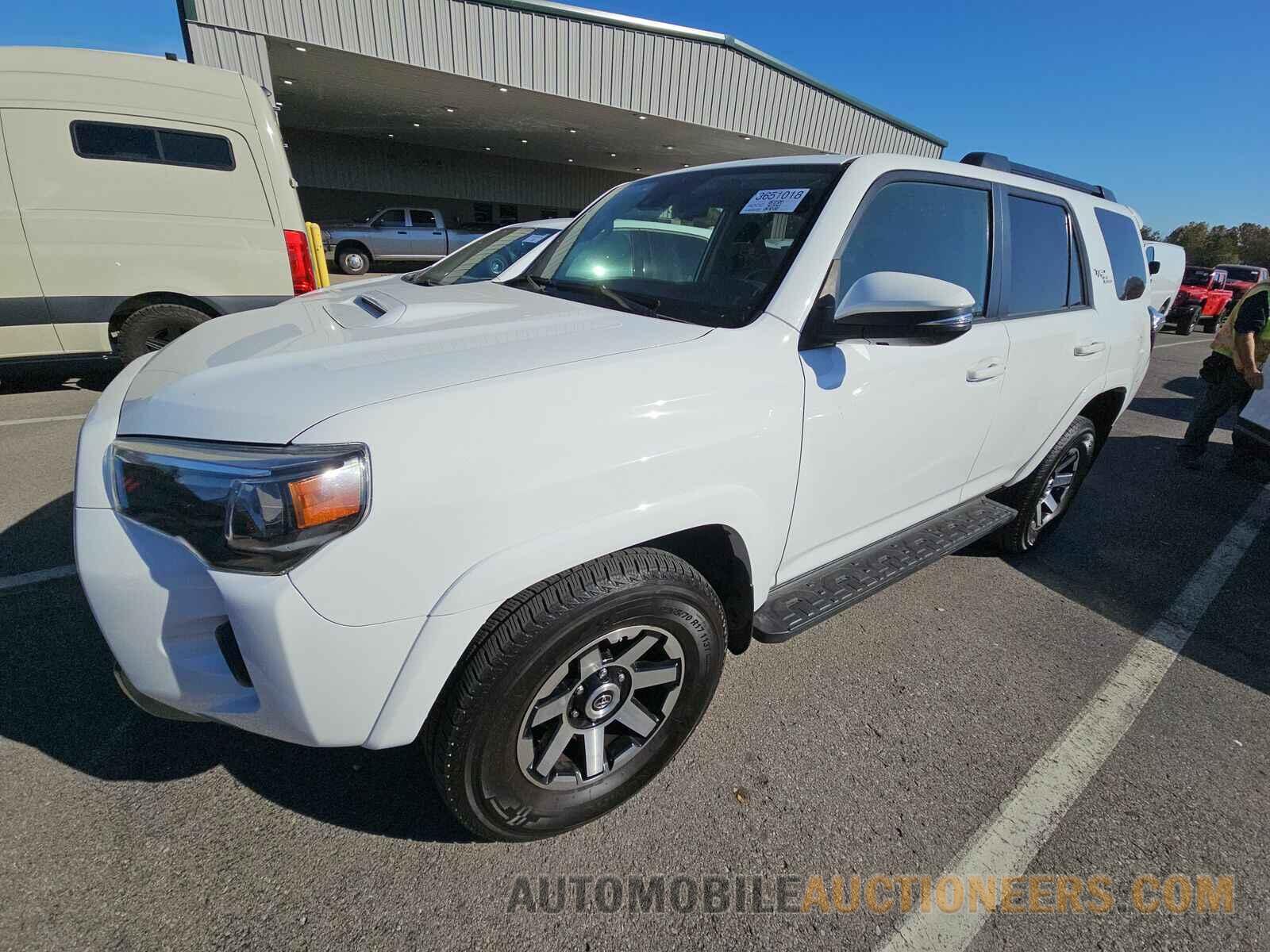 JTEBU5JR0L5802705 Toyota 4Runner 2020