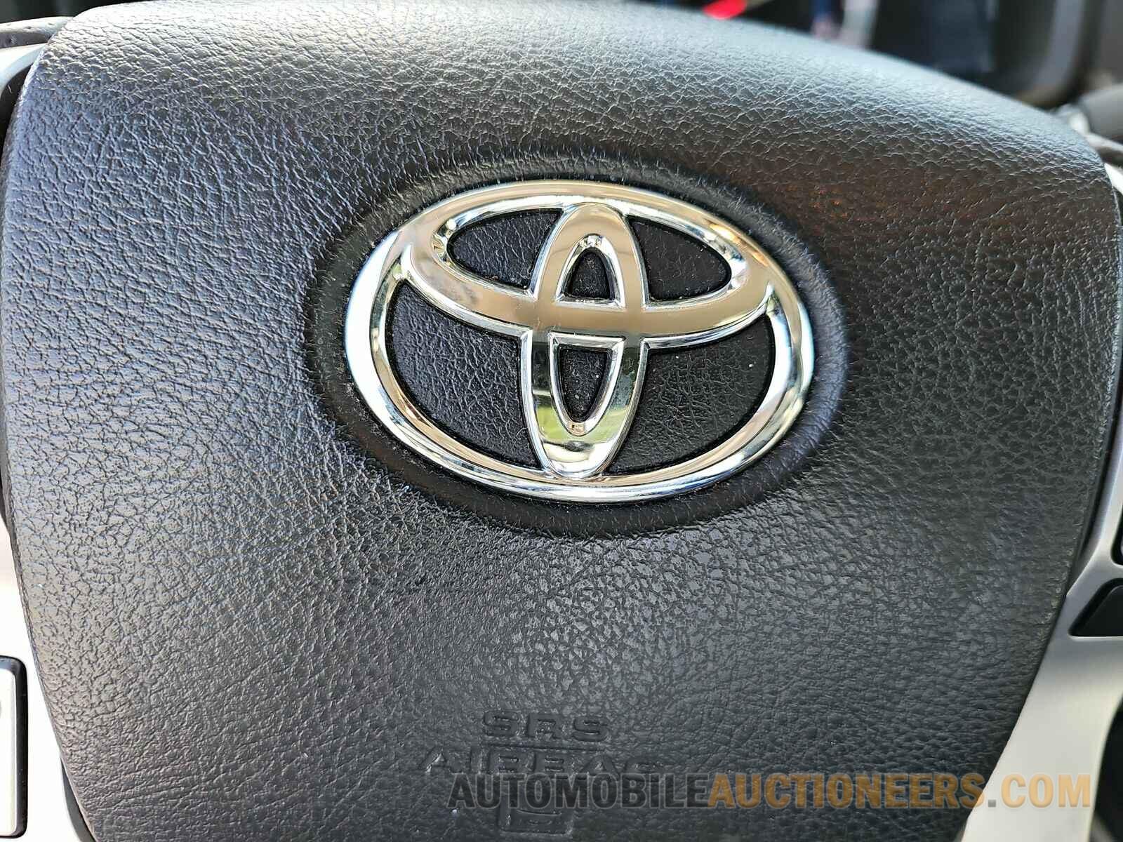 JTEBU5JR1F5272877 Toyota 4Runner 2015