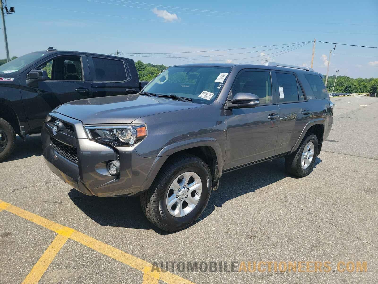 JTEBU5JR1H5473388 Toyota 4Runner SR5 2017