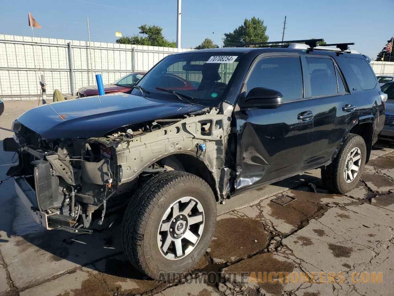 JTEBU5JR1J5561590 TOYOTA 4RUNNER 2018