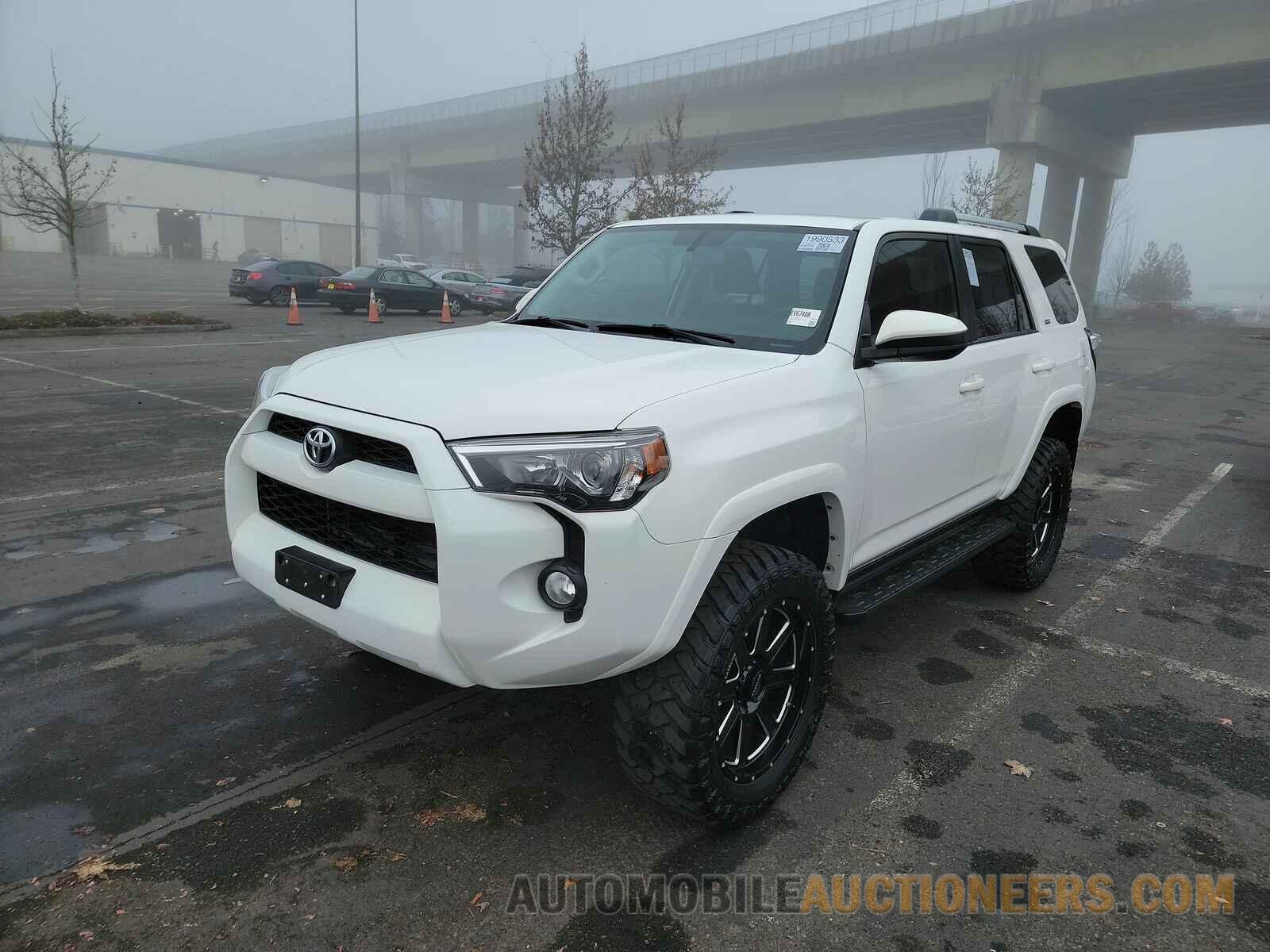 JTEBU5JR1K5646575 Toyota 4Runner 2019