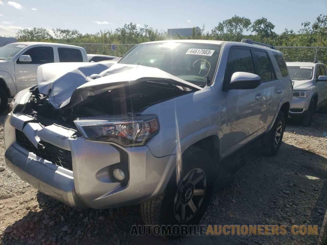 JTEBU5JR1K5692830 TOYOTA 4RUNNER 2019