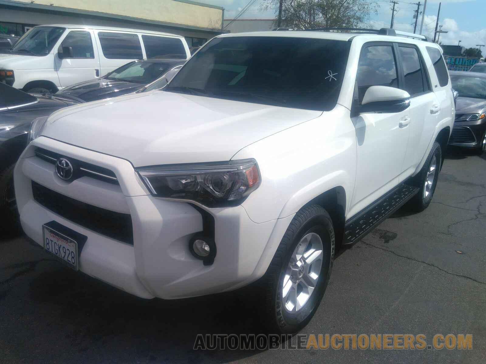 JTEBU5JR1L5829380 Toyota 4Runner SR5 2020