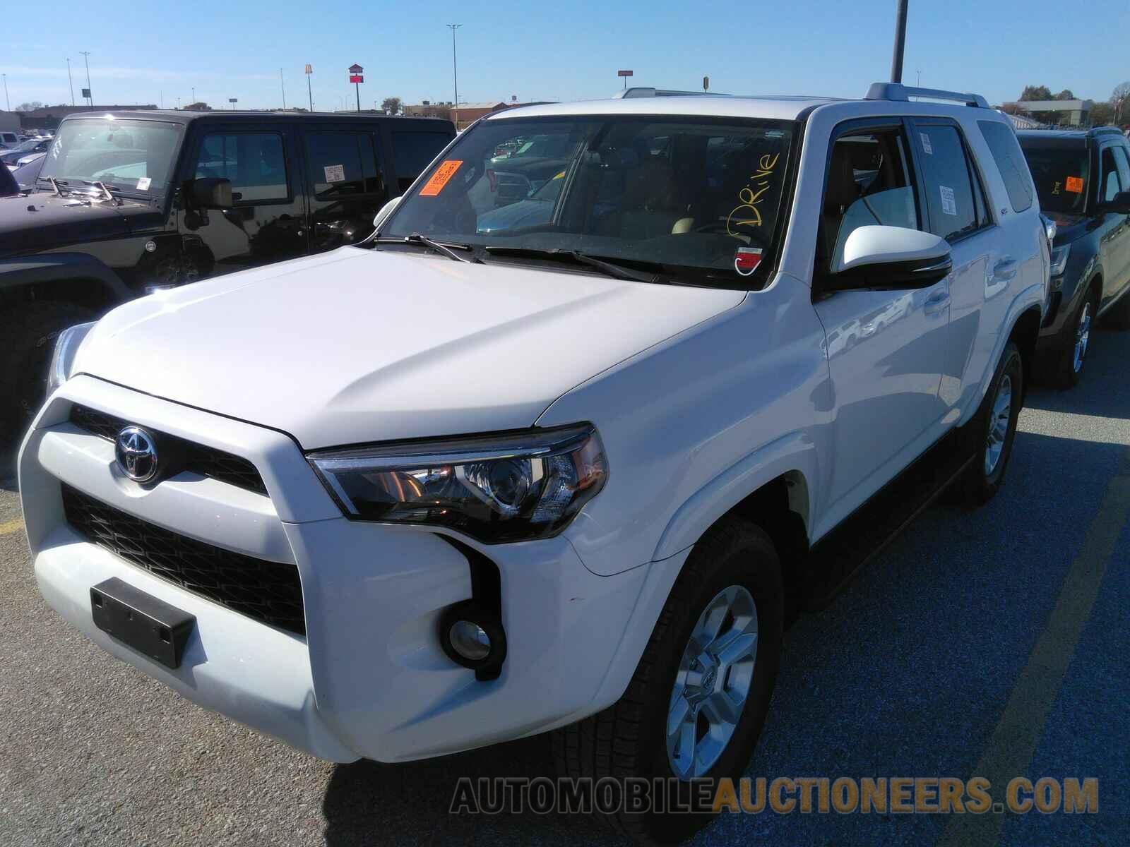 JTEBU5JR2H5421350 Toyota 4Runner SR5 2017