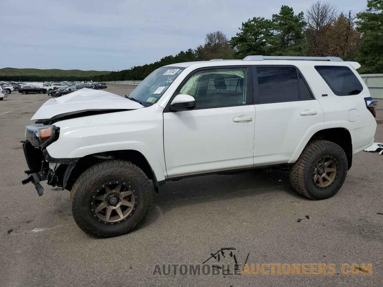 JTEBU5JR2J5538061 TOYOTA 4RUNNER 2018