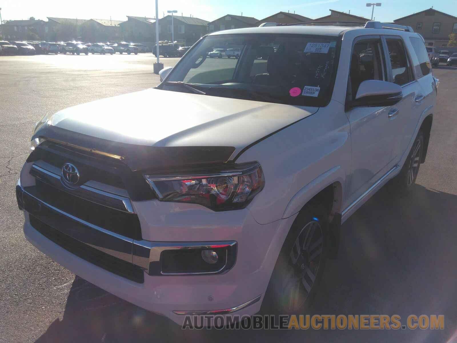 JTEBU5JR2J5597823 Toyota 4Runner 2018