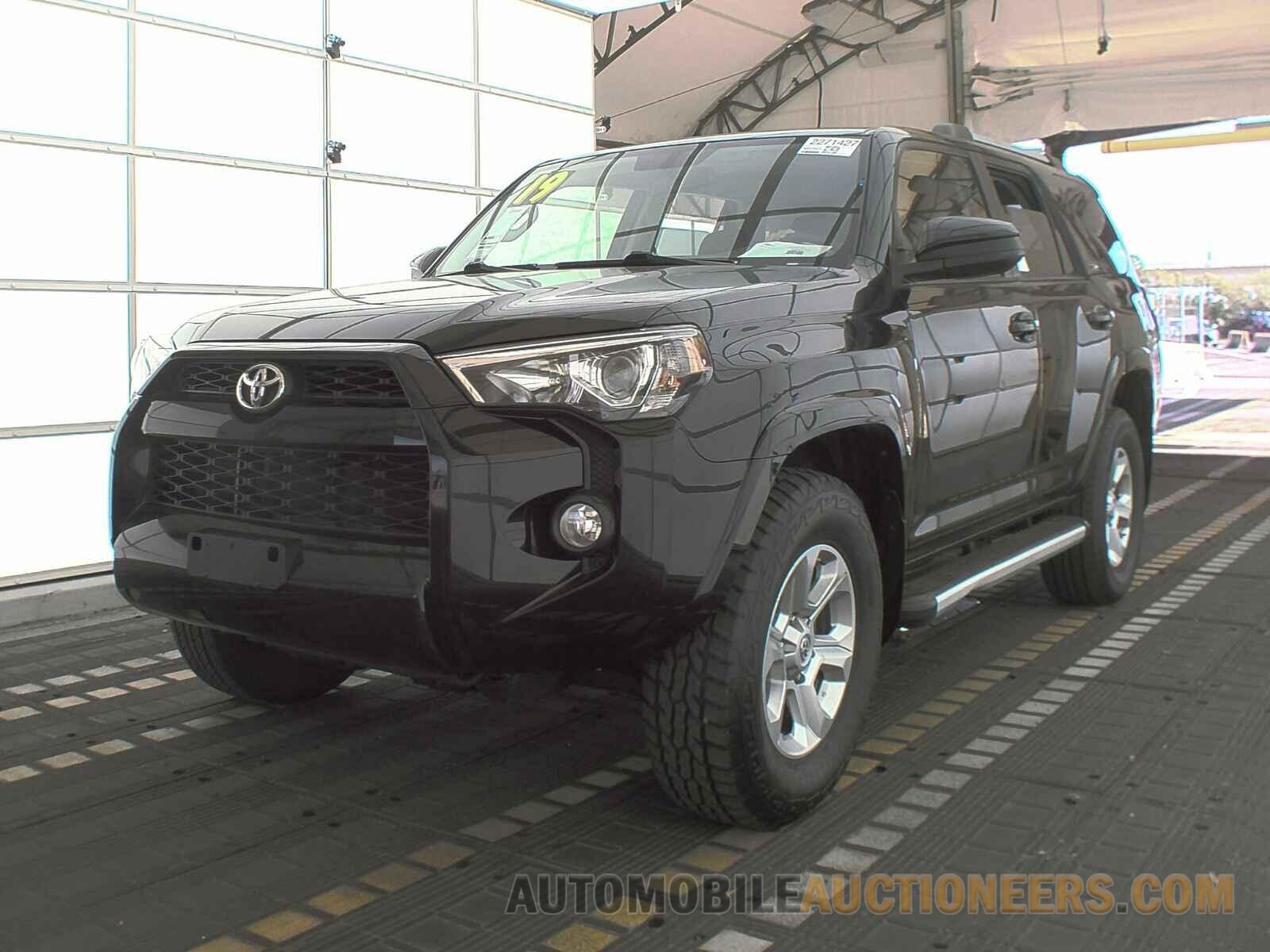 JTEBU5JR2K5623015 Toyota 4Runner 2019