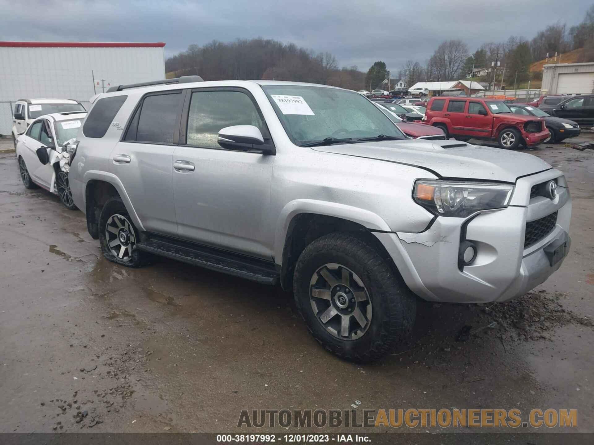 JTEBU5JR2K5679228 TOYOTA 4RUNNER 2019