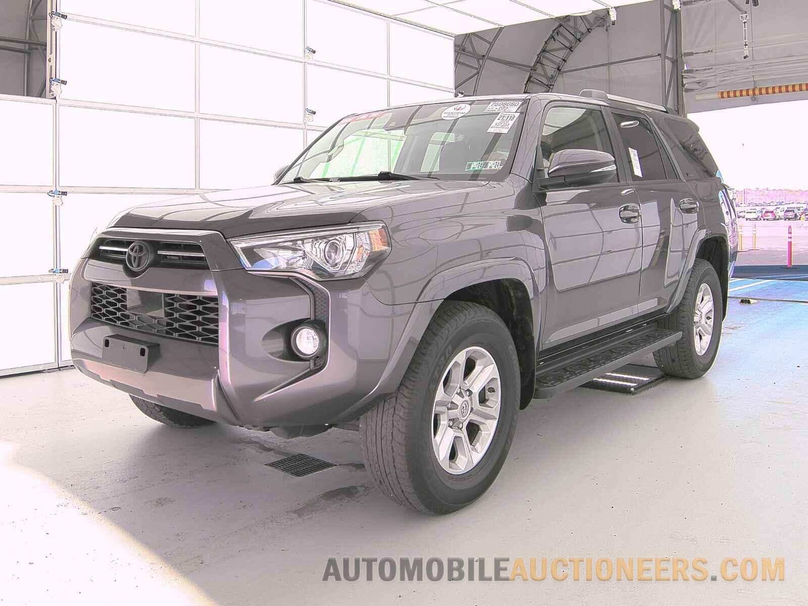 JTEBU5JR2L5807016 Toyota 4Runner SR5 2020