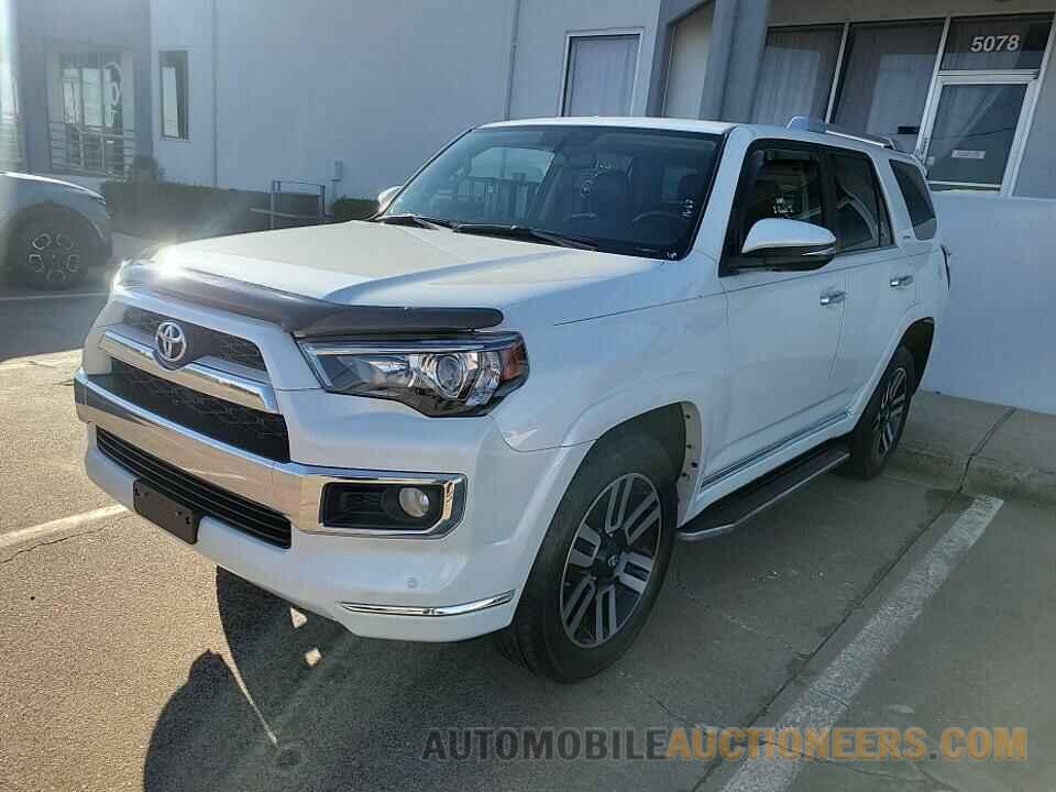 JTEBU5JR3H5473585 Toyota 4Runner 2017