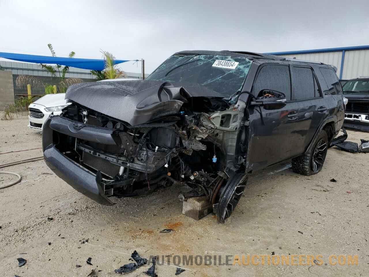 JTEBU5JR3J5485273 TOYOTA 4RUNNER 2018