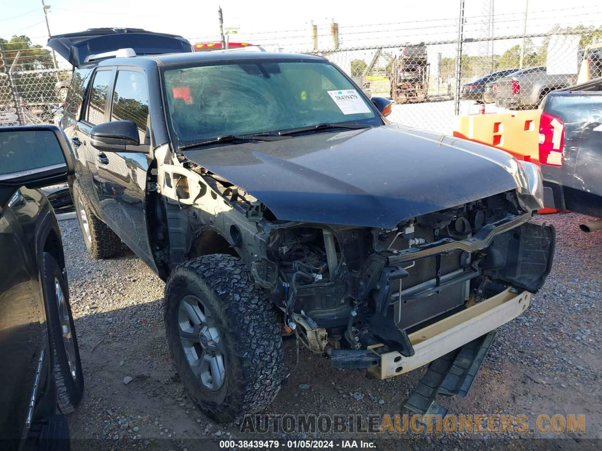 JTEBU5JR3J5569108 TOYOTA 4RUNNER 2018