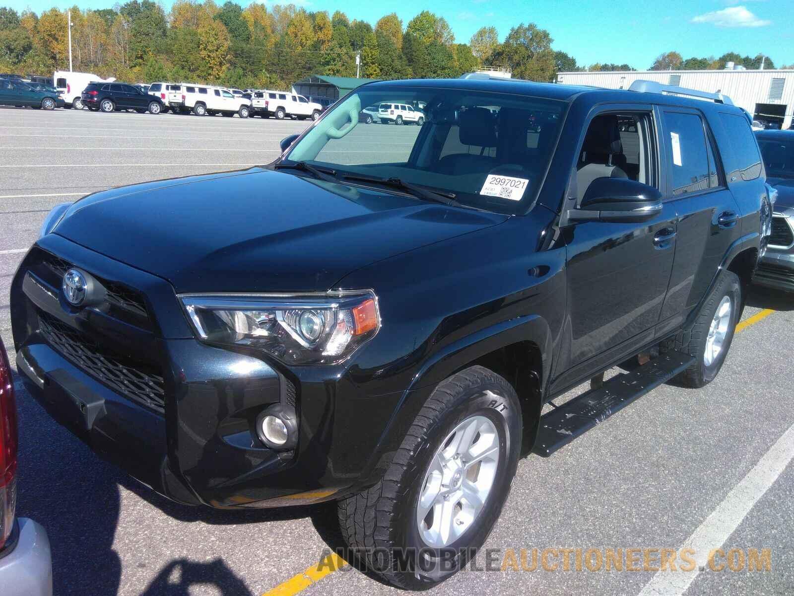 JTEBU5JR4J5489638 Toyota 4Runner SR5 2018