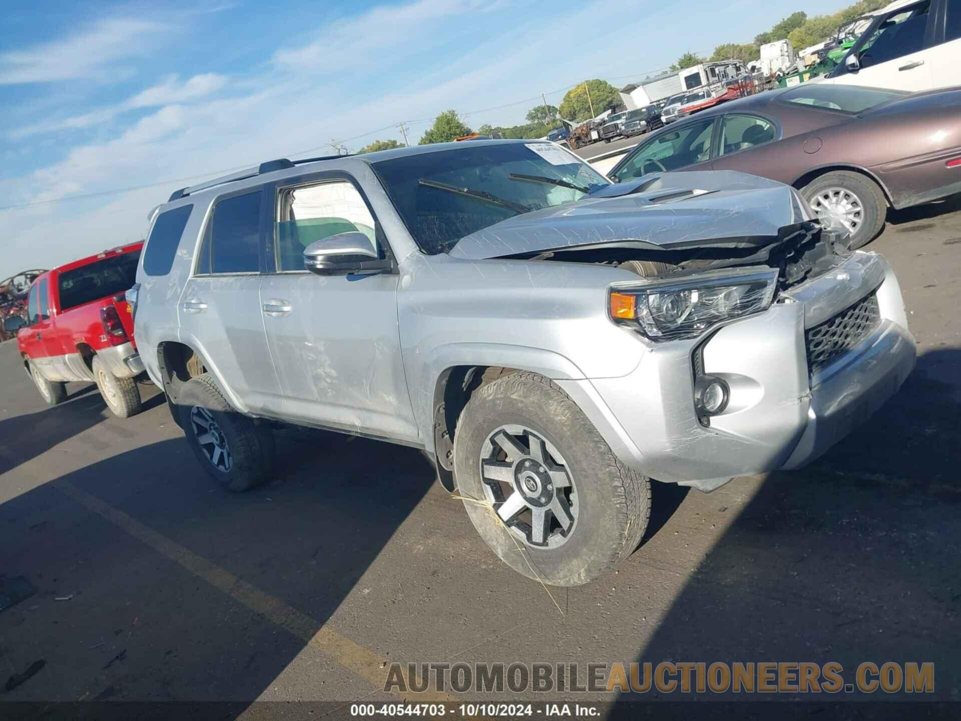 JTEBU5JR4J5564967 TOYOTA 4RUNNER 2018