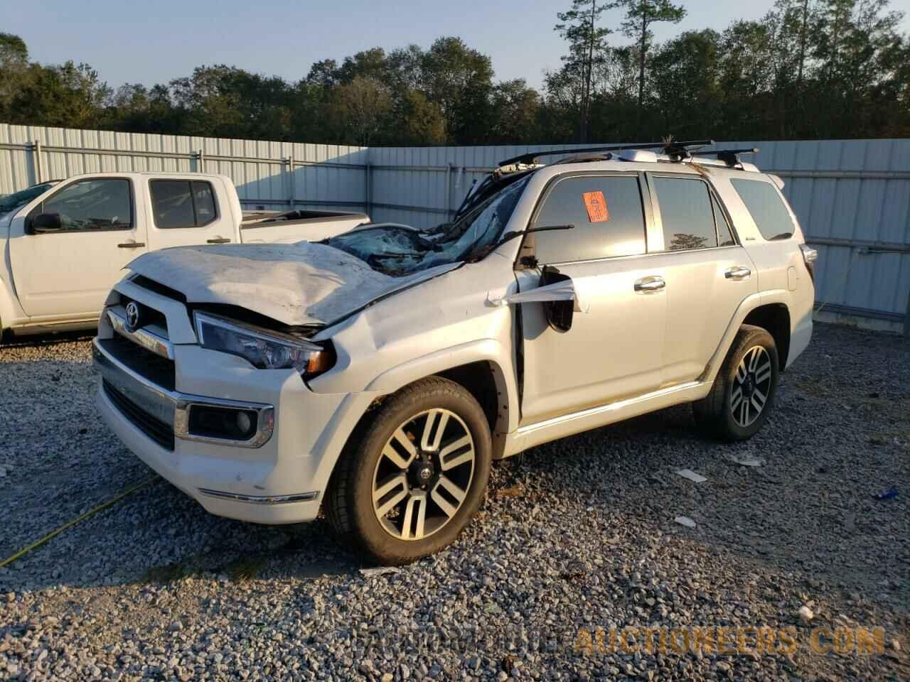 JTEBU5JR4J5581073 TOYOTA 4RUNNER 2018