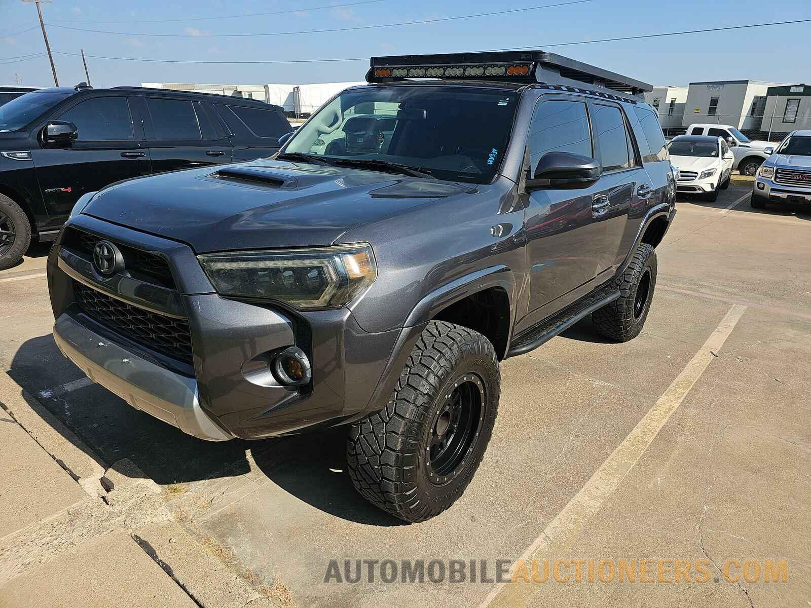 JTEBU5JR5G5313335 Toyota 4Runner 2016