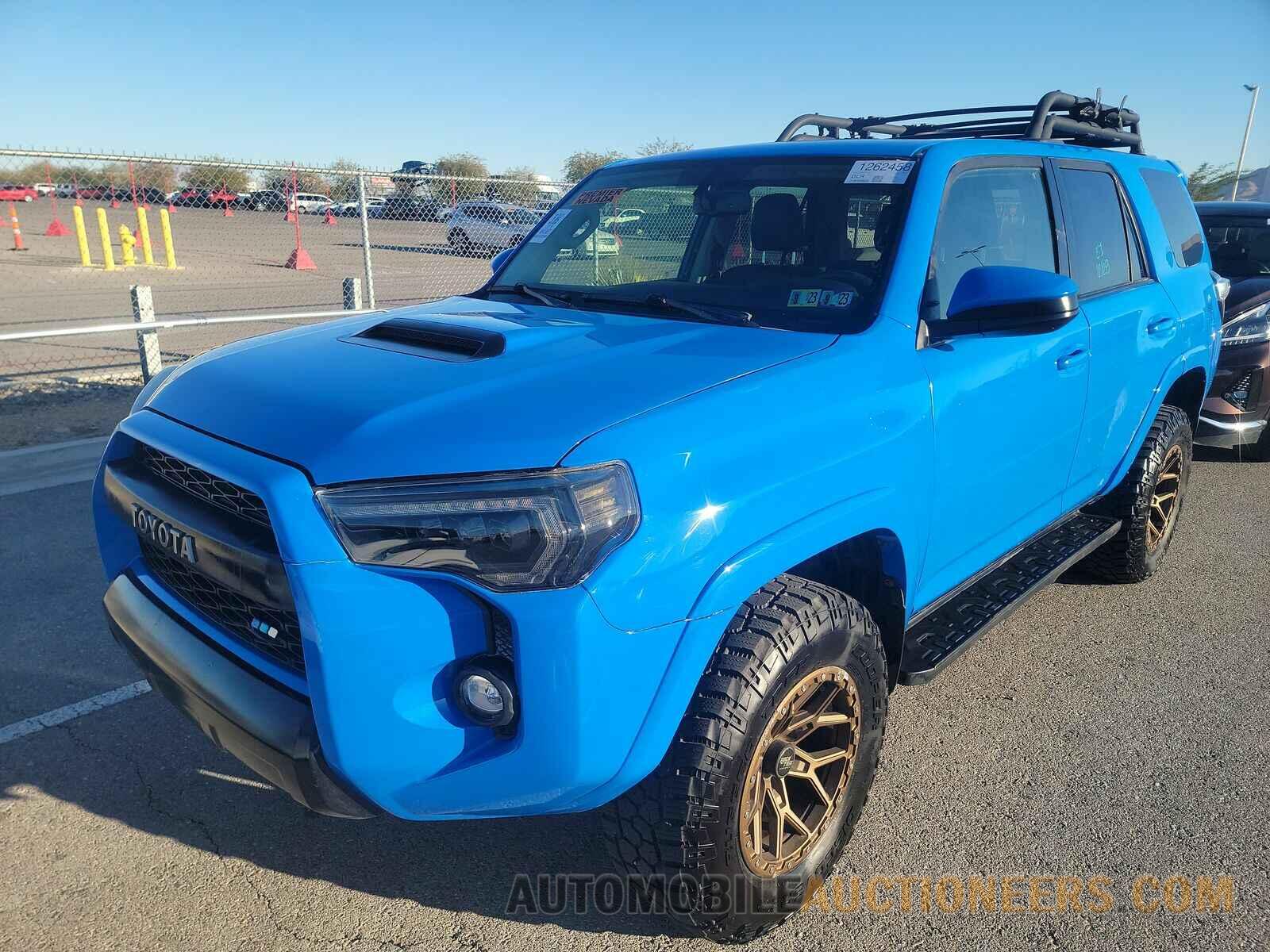 JTEBU5JR5K5667493 Toyota 4Runner 2019