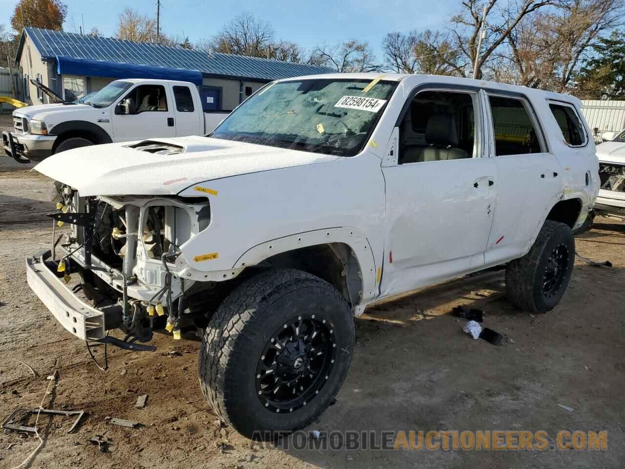 JTEBU5JR5K5717115 TOYOTA 4RUNNER 2019