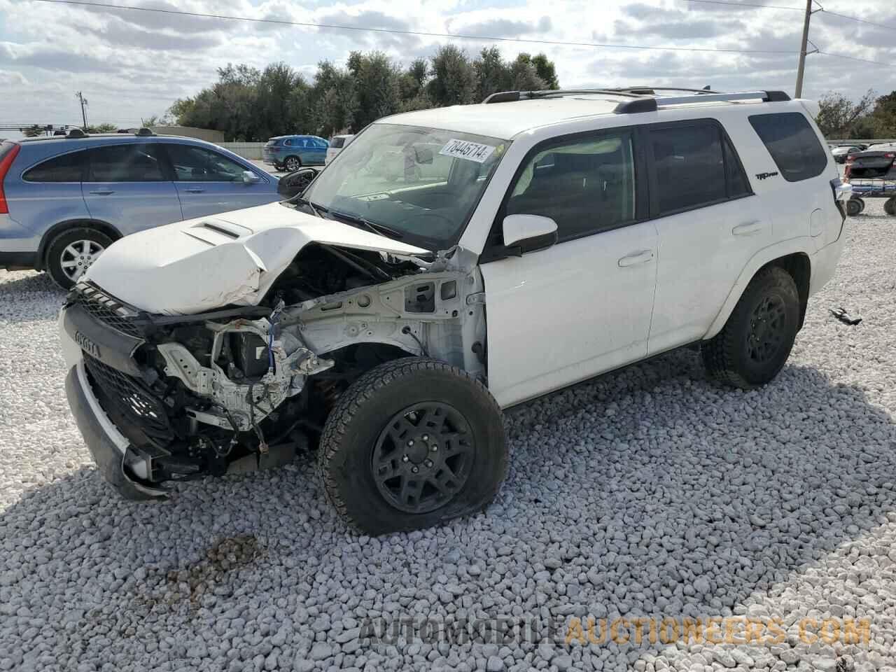 JTEBU5JR6H5444405 TOYOTA 4RUNNER 2017