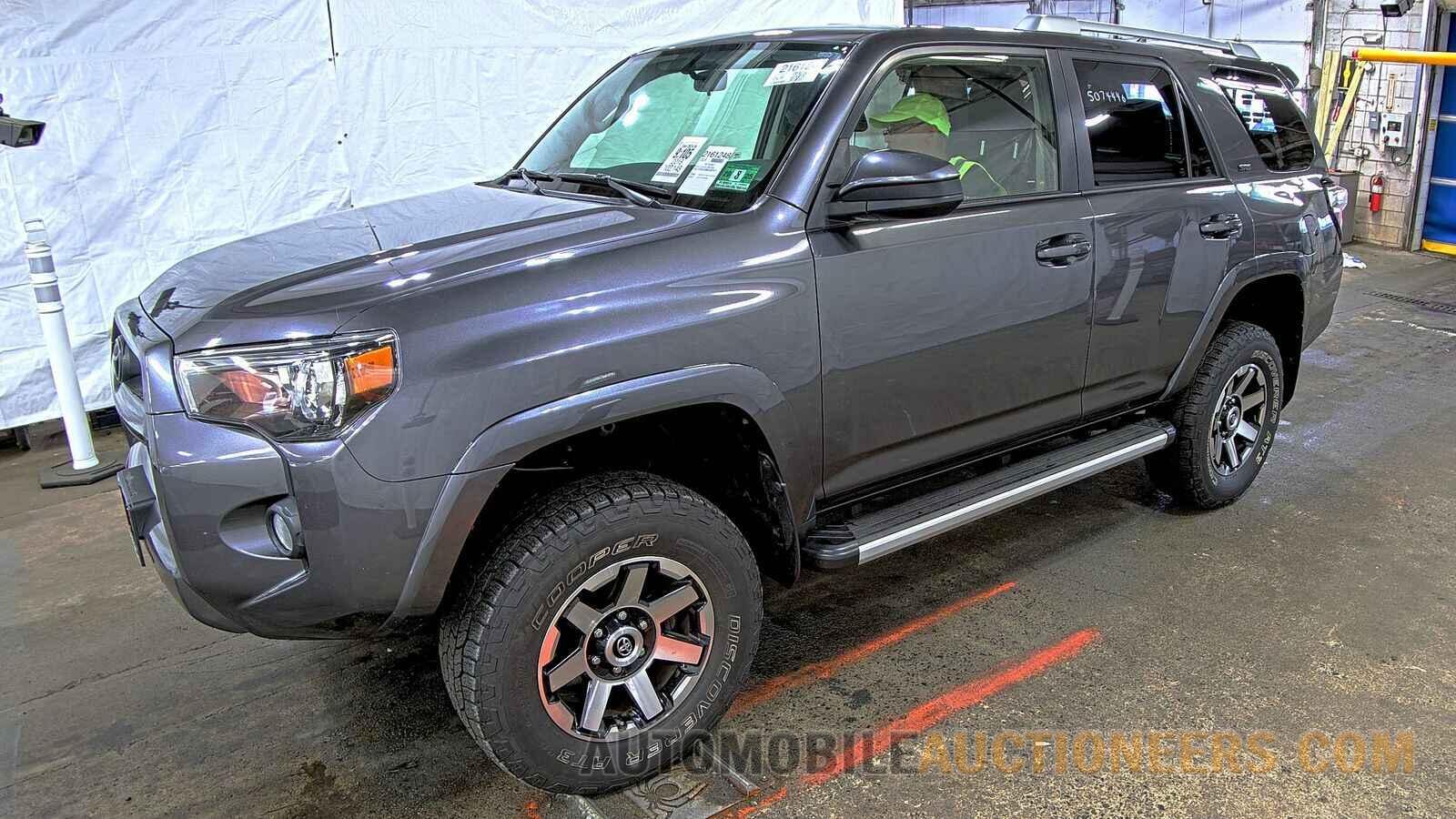 JTEBU5JR6J5487471 Toyota 4Runner 2018