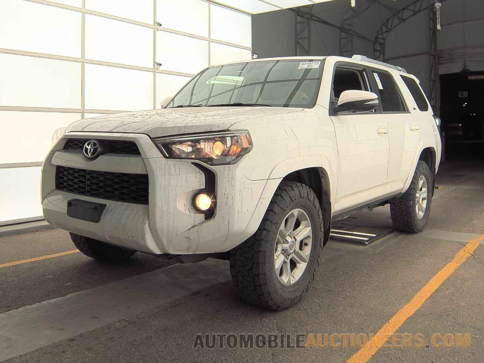 JTEBU5JR6J5555820 Toyota 4Runner SR5 2018