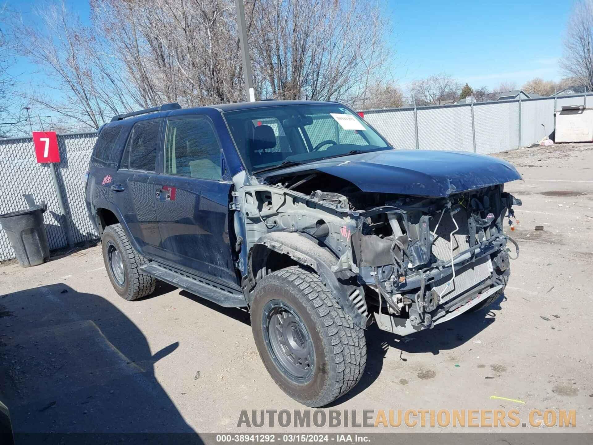 JTEBU5JR6K5621378 TOYOTA 4RUNNER 2019