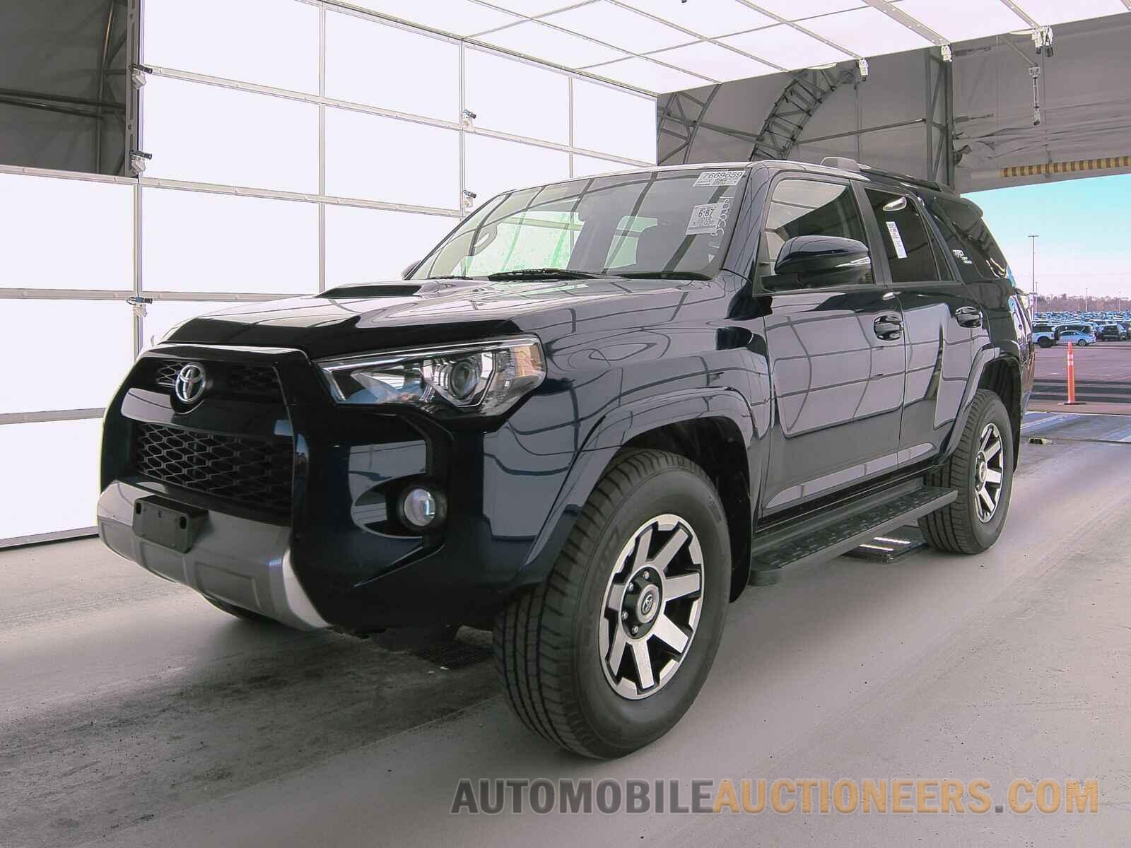 JTEBU5JR6K5627746 Toyota 4Runner 2019