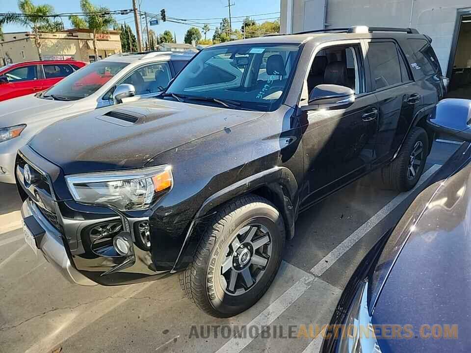 JTEBU5JR6K5653635 Toyota 4Runner 2019