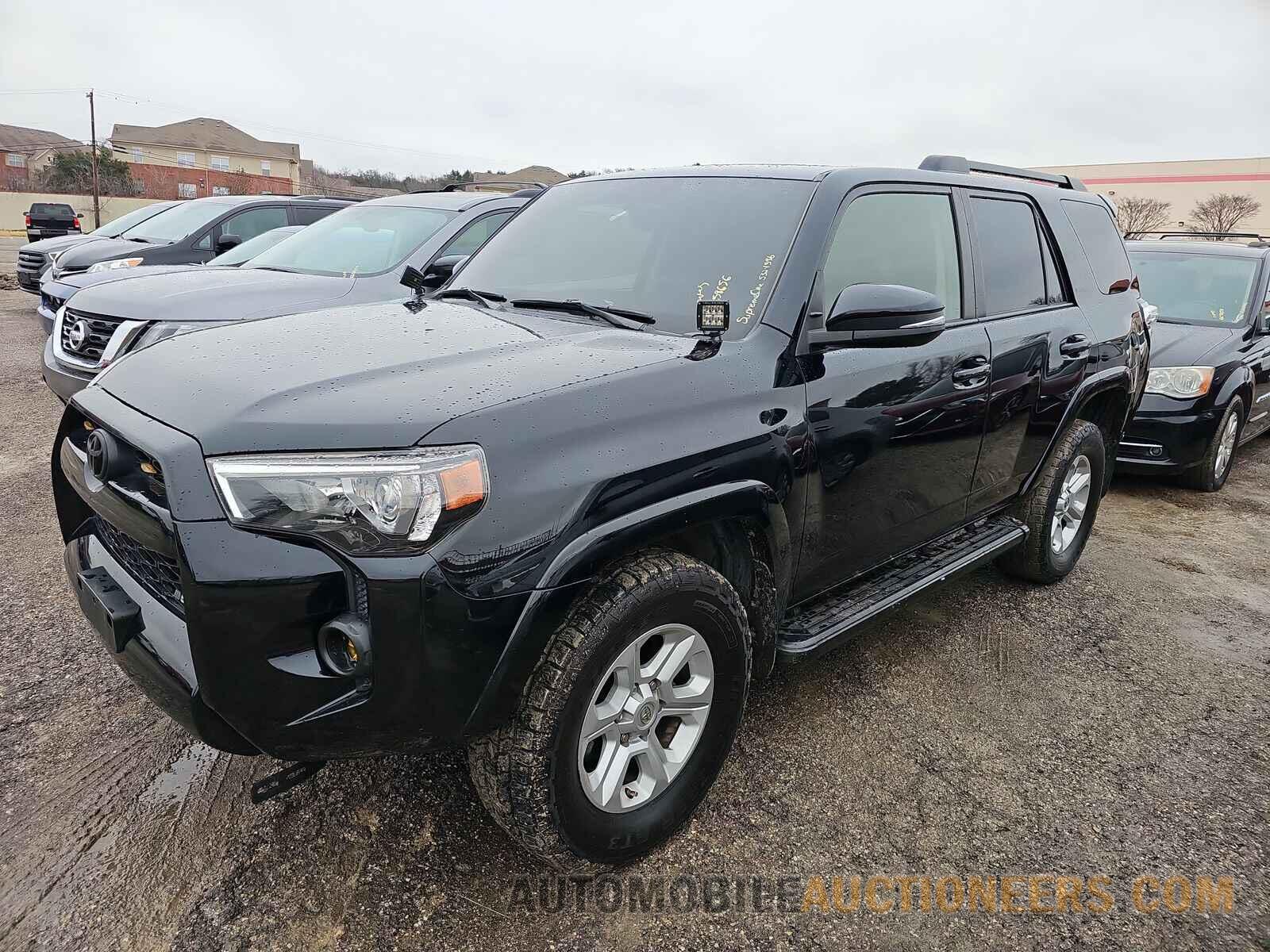 JTEBU5JR6K5719956 Toyota 4Runner SR5 2019