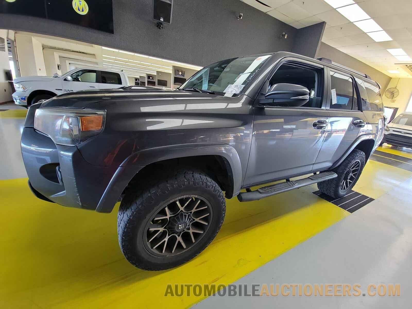 JTEBU5JR7H5431016 Toyota 4Runner 2017