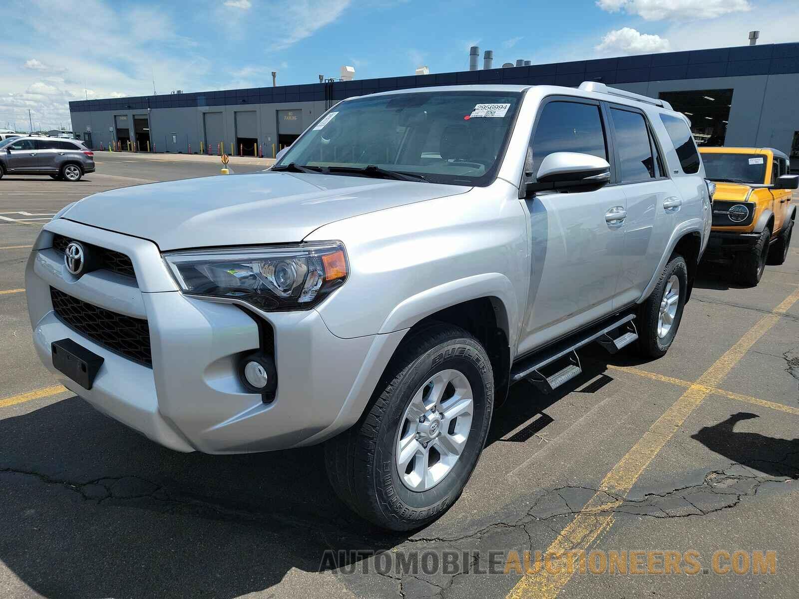 JTEBU5JR7J5528903 Toyota 4Runner SR5 2018