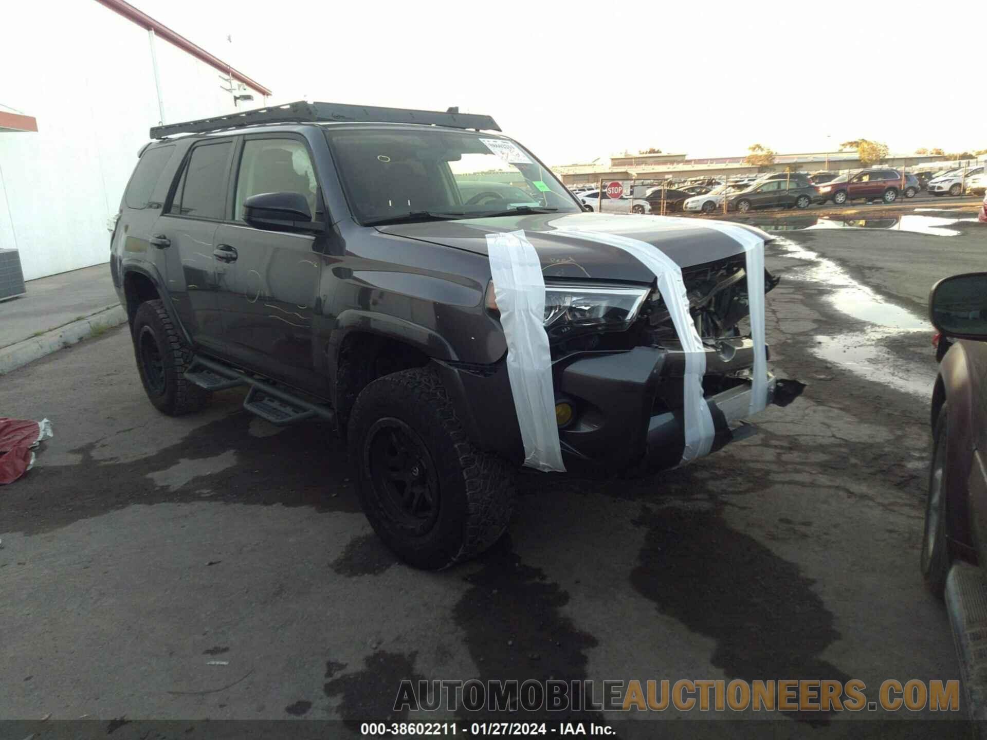 JTEBU5JR7J5592519 TOYOTA 4RUNNER 2018