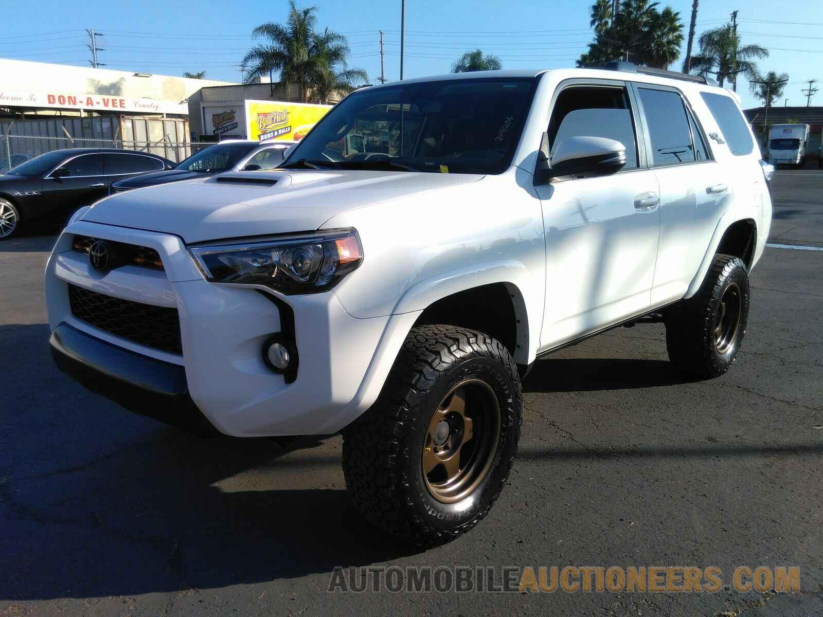 JTEBU5JR7J5593363 Toyota 4Runner 2018