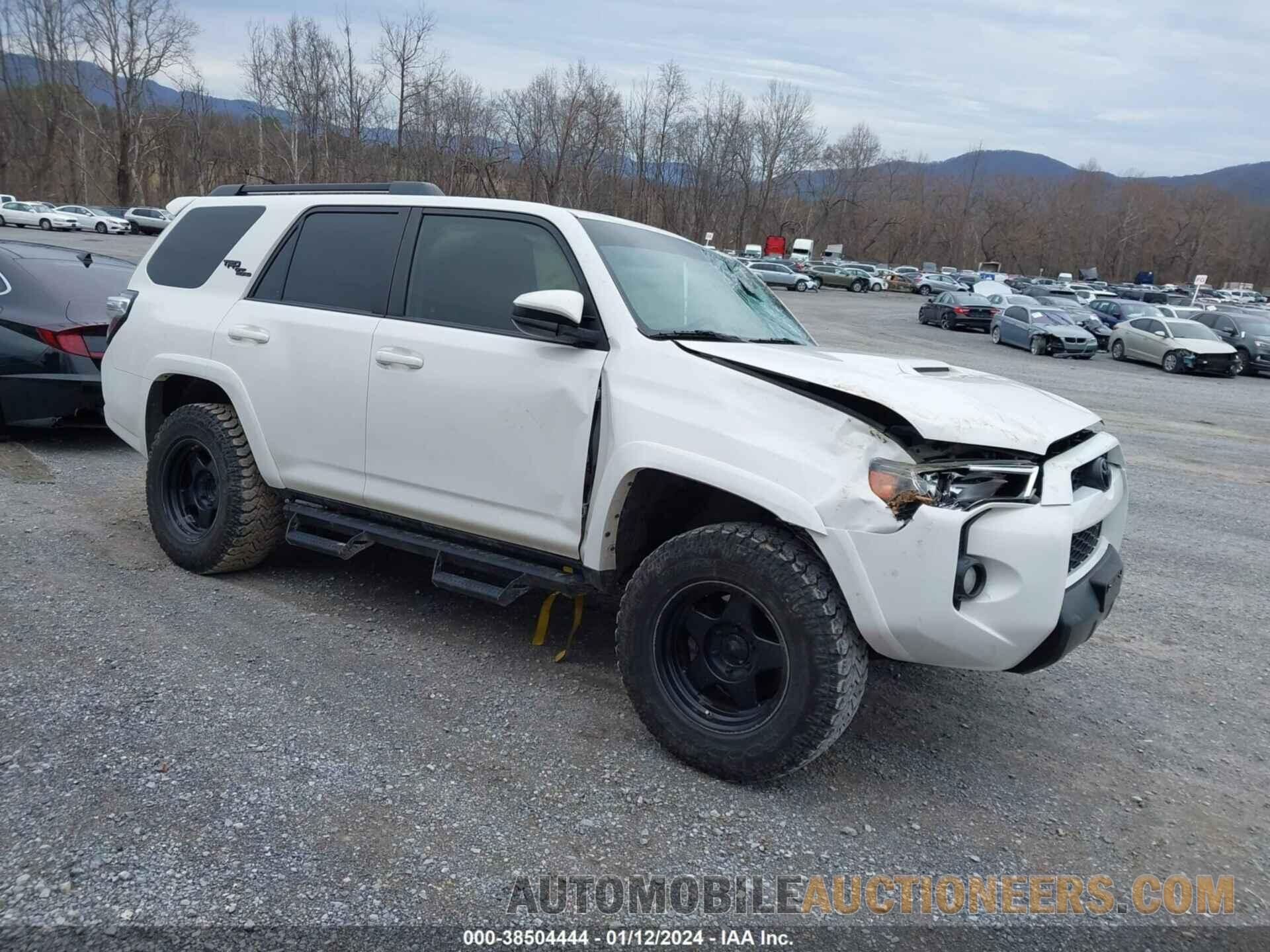 JTEBU5JR7K5652395 TOYOTA 4RUNNER 2019