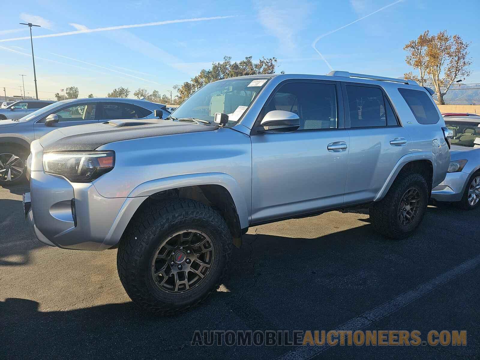 JTEBU5JR8G5311739 Toyota 4Runner 2016