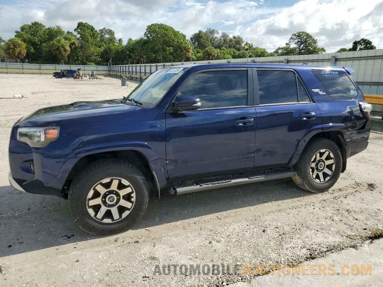 JTEBU5JR8H5470939 TOYOTA 4RUNNER 2017