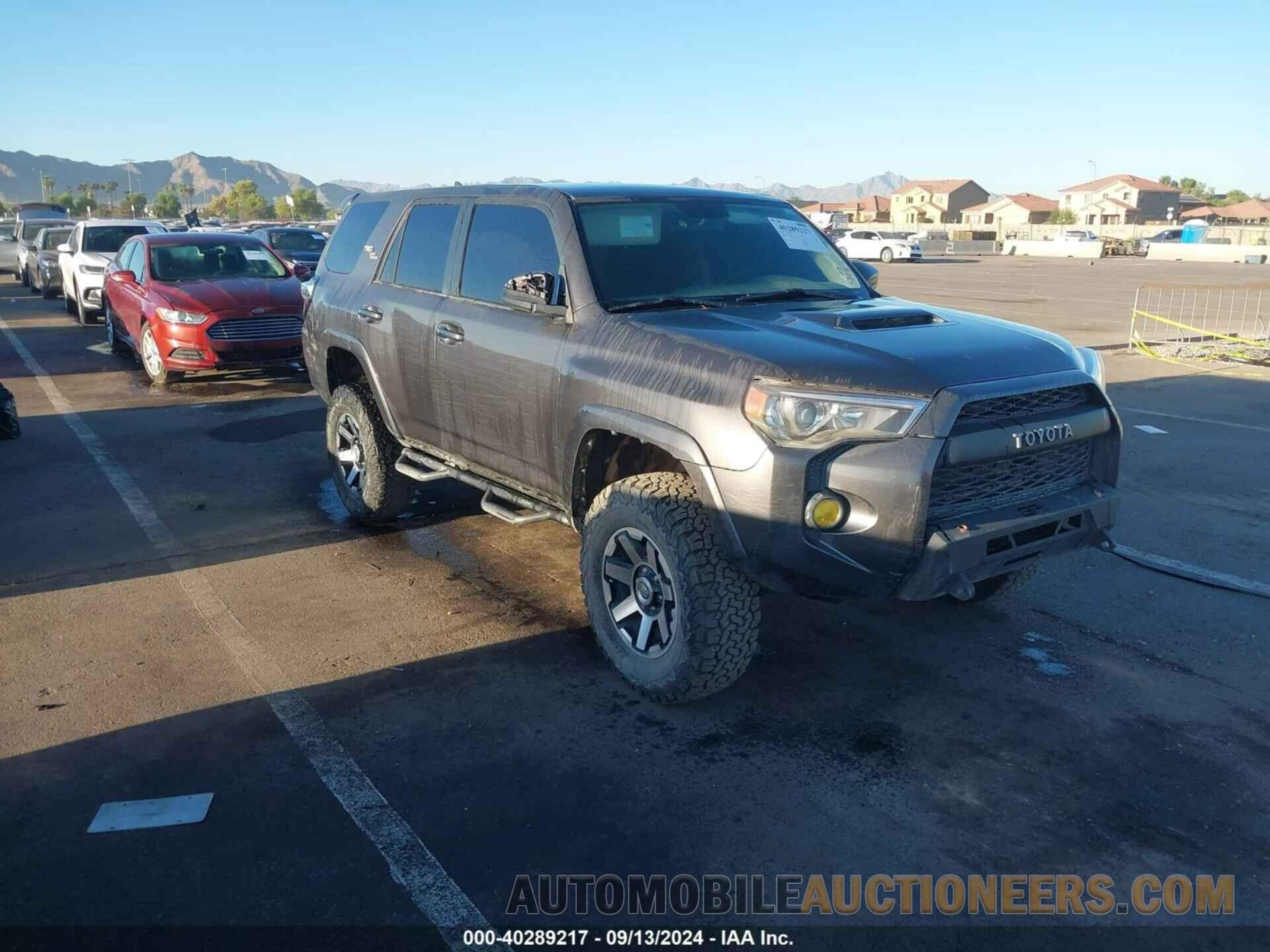 JTEBU5JR8J5512452 TOYOTA 4RUNNER 2018