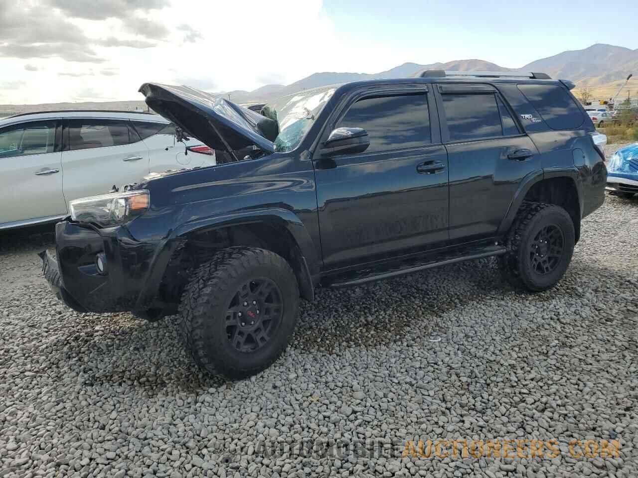 JTEBU5JR8J5515318 TOYOTA 4RUNNER 2018