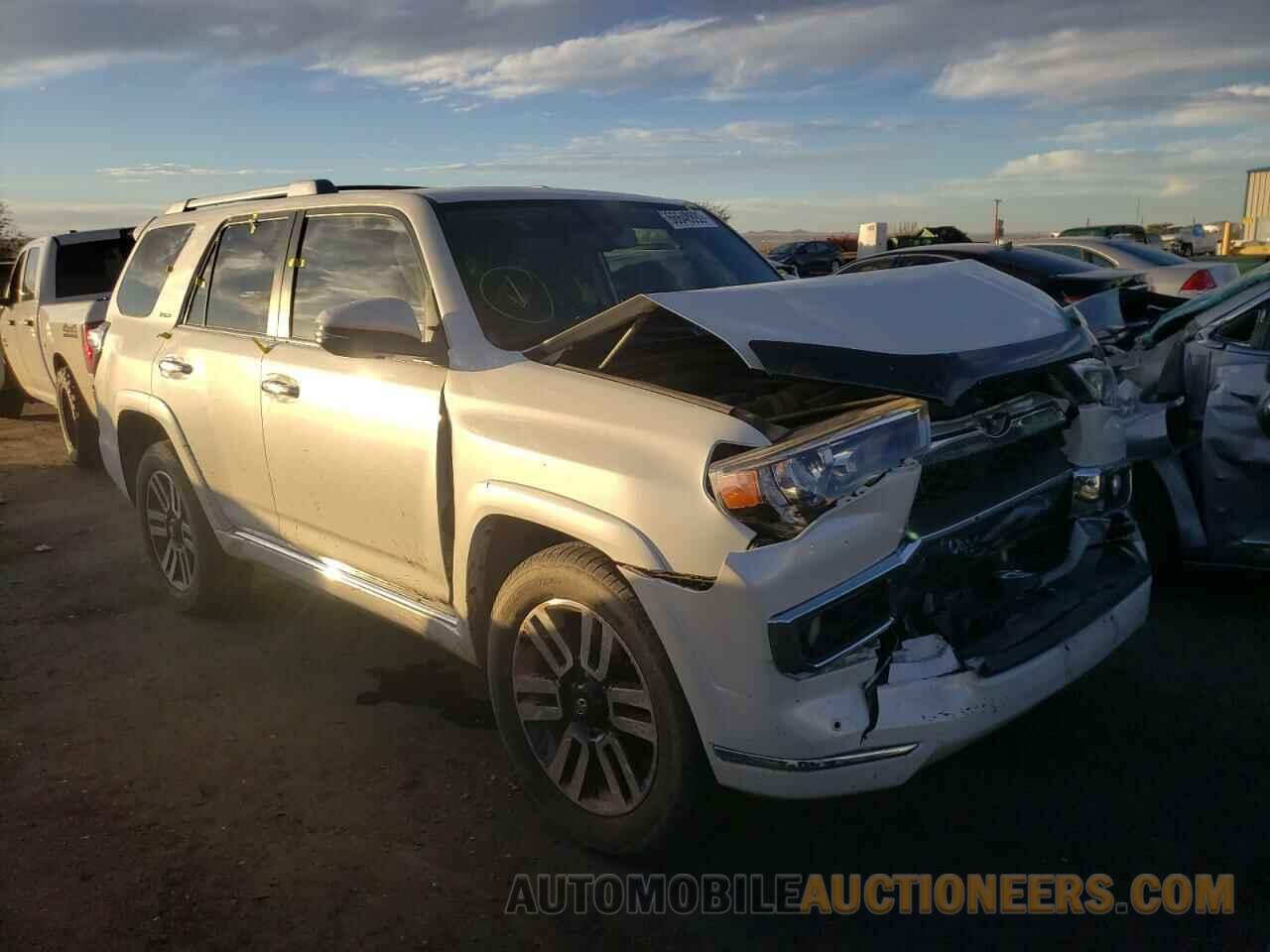 JTEBU5JR8J5528327 TOYOTA 4RUNNER 2018