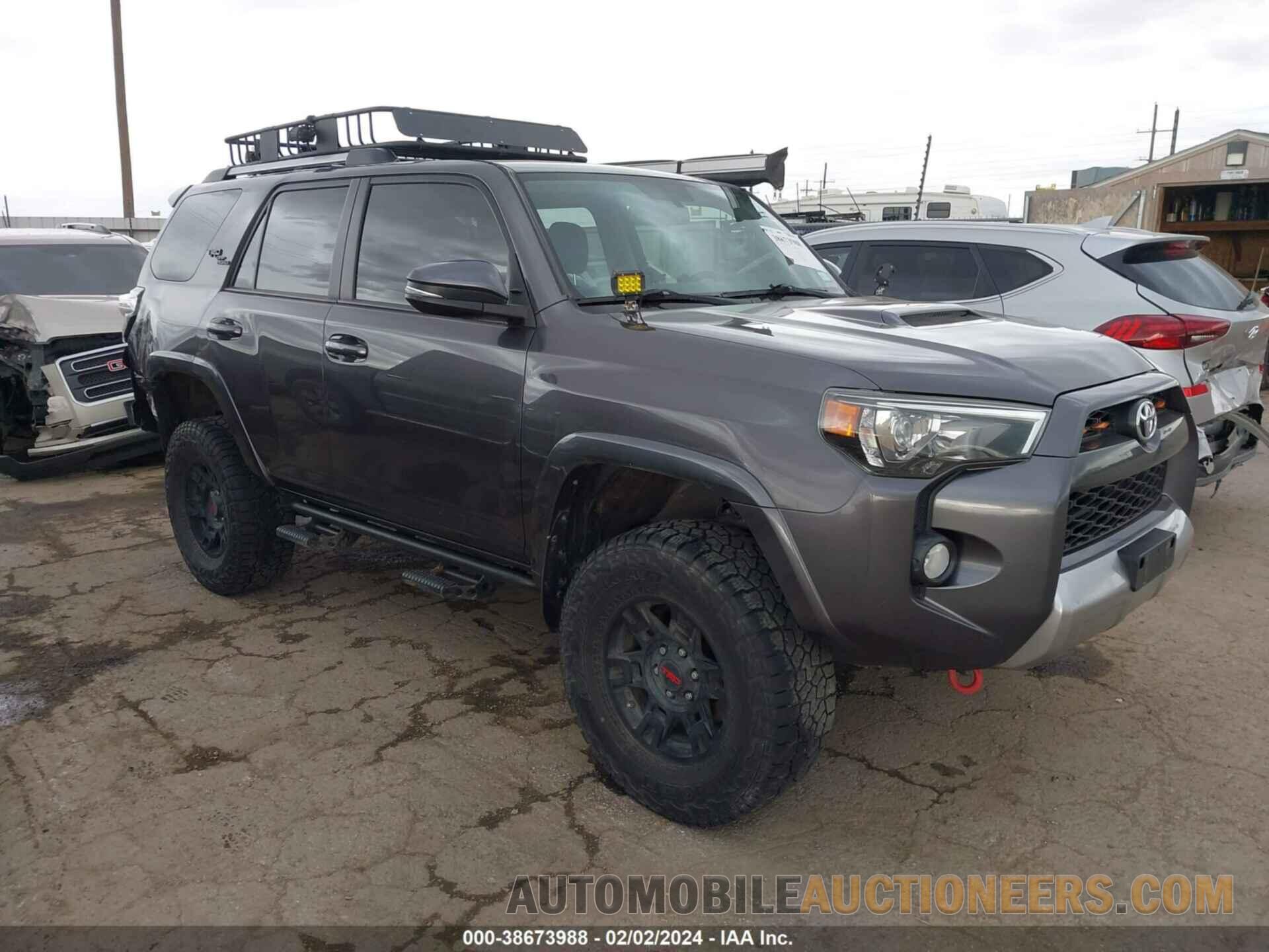 JTEBU5JR8J5539831 TOYOTA 4RUNNER 2018