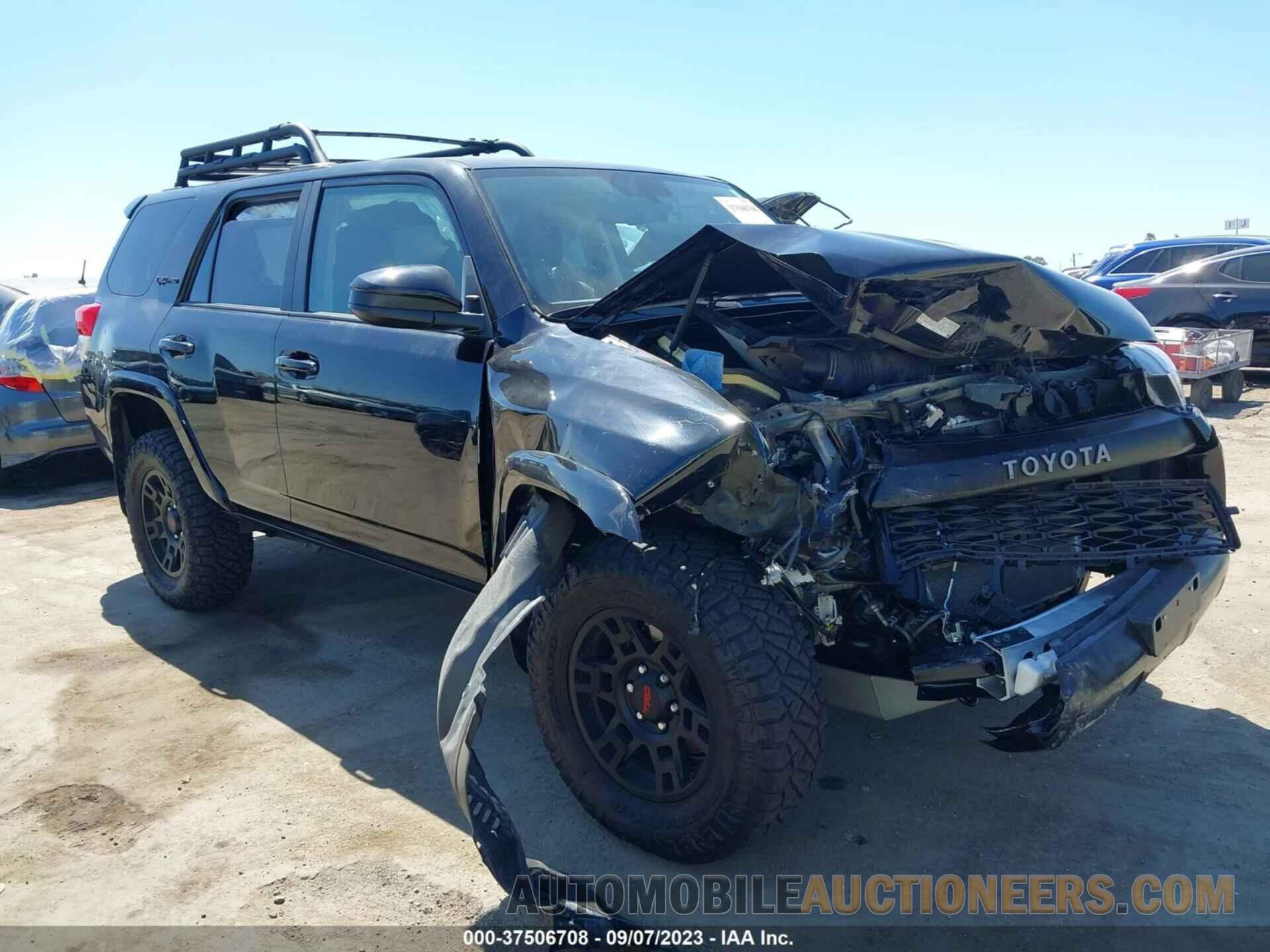 JTEBU5JR8K5611113 TOYOTA 4RUNNER 2019