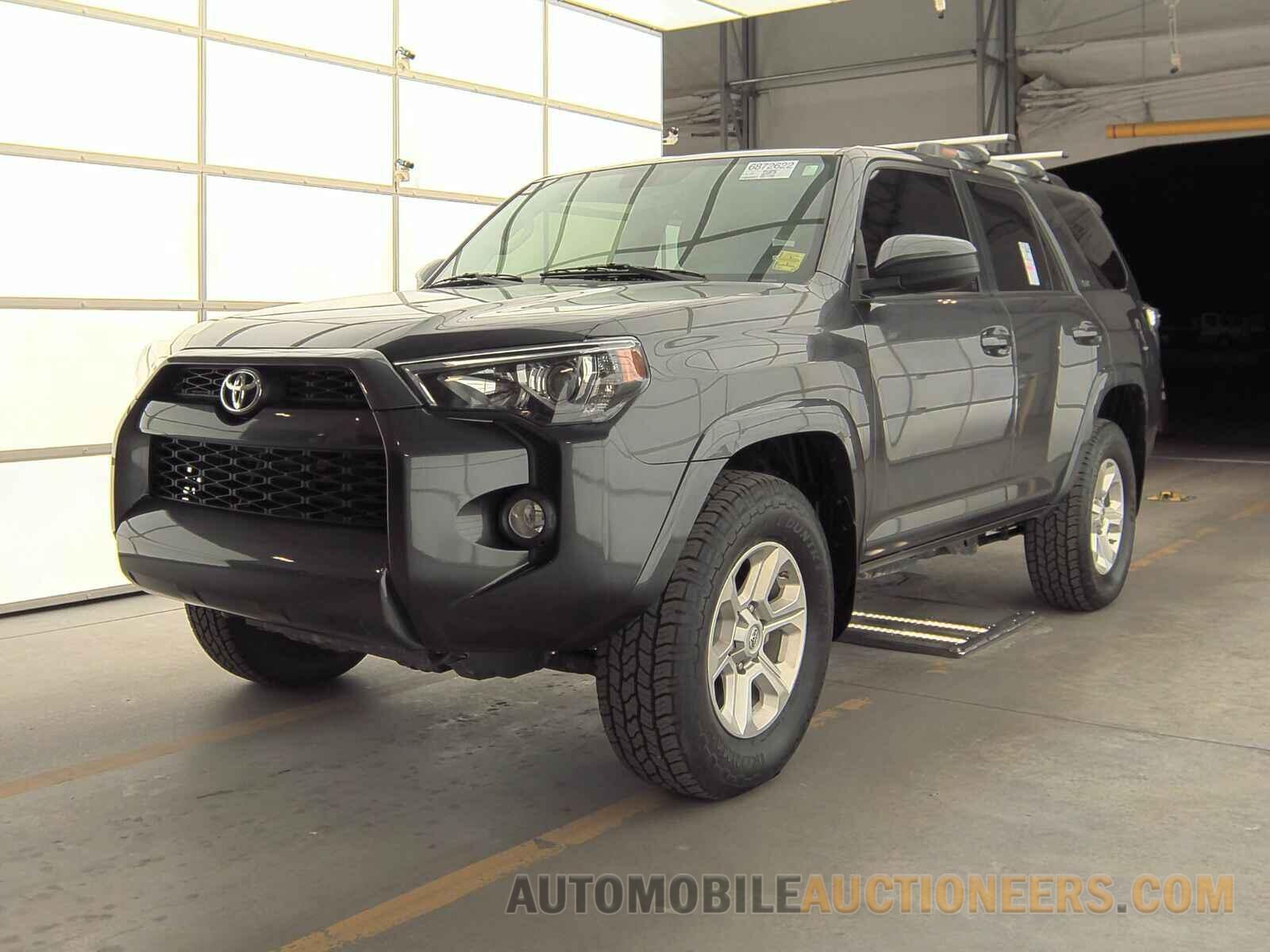 JTEBU5JR8K5645049 Toyota 4Runner 2019