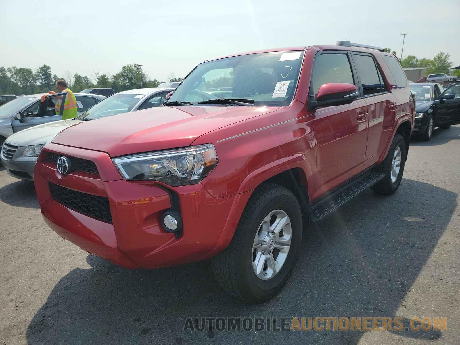 JTEBU5JR8K5690735 Toyota 4Runner SR5 2019