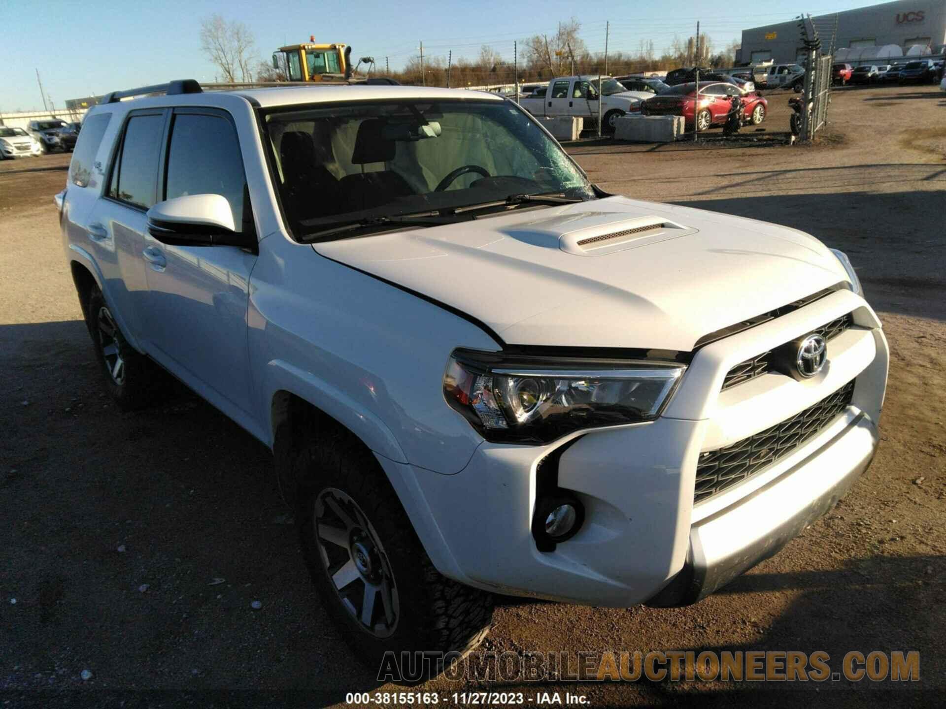 JTEBU5JR8K5698771 TOYOTA 4RUNNER 2019