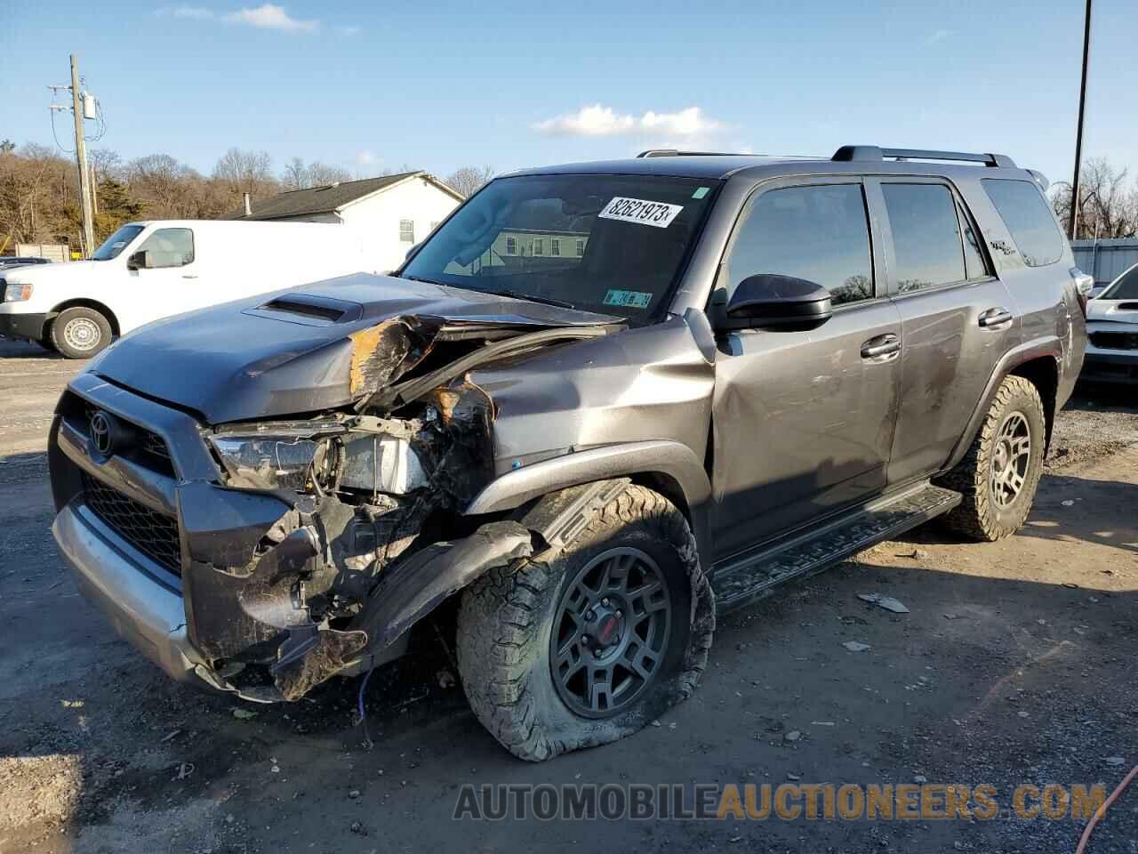 JTEBU5JR8K5721515 TOYOTA 4RUNNER 2019