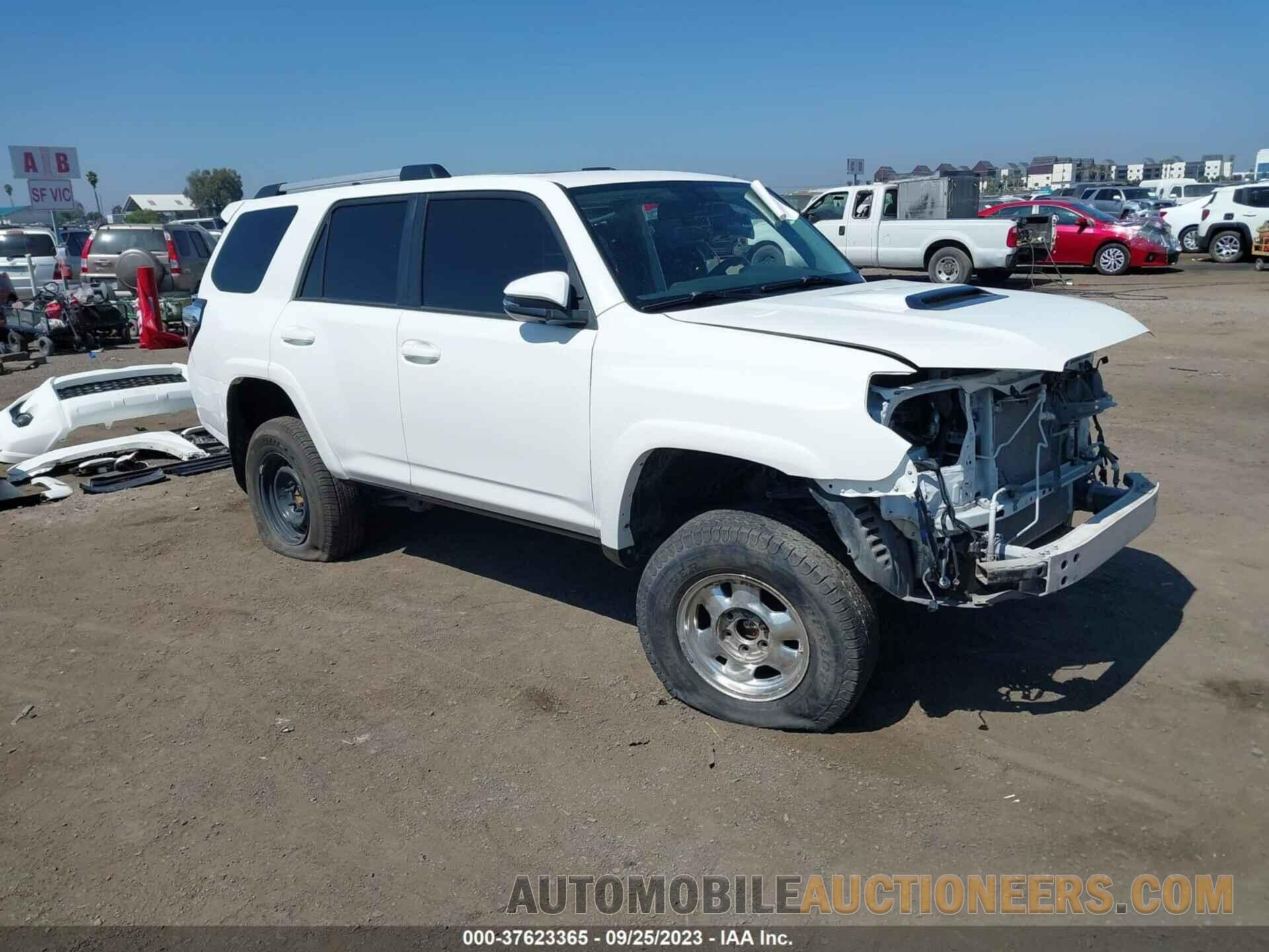 JTEBU5JR8K5724379 TOYOTA 4RUNNER 2019